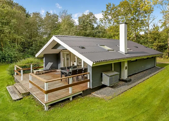 Дом отдыха Dimo - 30km From The Sea By Interhome *